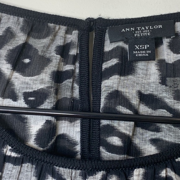 Ann Taylor | Leopard Print Silk & Merino Wool  Lightweight Camisole Top XSP - Picture 6 of 16